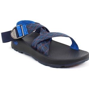 CHACOS HIKING SANDALS size 11